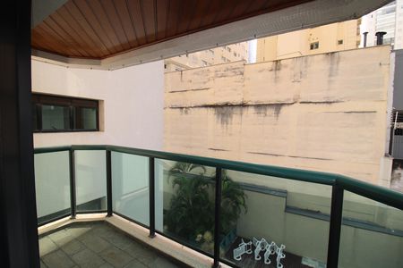 Apartamento para alugar com 115m², 3 quartos e 2 vagasQuarto 3 - Varanda