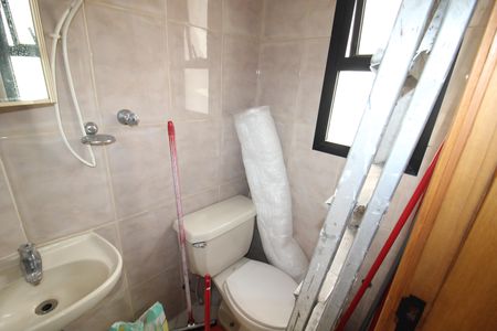 Apartamento para alugar com 115m², 3 quartos e 2 vagasÁrea de Serviço - Banheiro