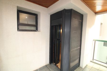 Apartamento para alugar com 115m², 3 quartos e 2 vagasQuarto 3 - Varanda