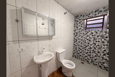 Banheiro Social de casa à venda com 1 quarto, 241m² em Jardim America Iii, Várzea Paulista