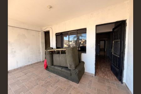 Casa para alugar com 241m², 1 quarto e sem vagaSacada