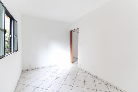 Quarto 2 de apartamento para alugar com 2 quartos, 50m² em Jardim Mirai, Itaquaquecetuba