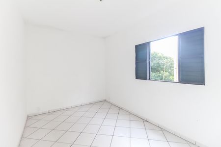 Quarto 2 de apartamento para alugar com 2 quartos, 50m² em Jardim Mirai, Itaquaquecetuba