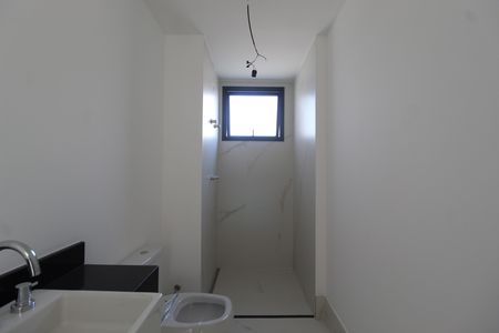 Apartamento à venda com 176m², 3 quartos e 2 vagasBanheiro da Suíte 3