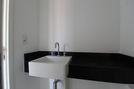 Apartamento à venda com 176m², 3 quartos e 2 vagasBanheiro da Suíte 2