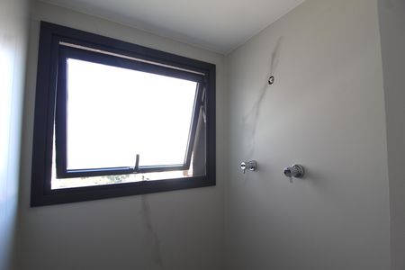 Banheiro da Suíte 1 de apartamento à venda com 3 quartos, 176m² em Vila Olímpia, São Paulo