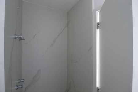 Apartamento à venda com 176m², 3 quartos e 2 vagasBanheiro da Suíte 2