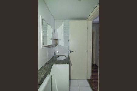 Banheiro da Suíte de apartamento para alugar com 1 quarto, 35m² em Portão, Curitiba