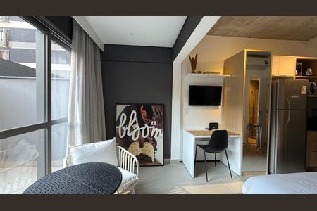 Studio à venda com 33m², 1 quarto e 1 vaga Studio à venda com 33m², 1 quarto e 1 vagaSala / Quarto