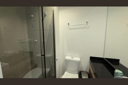 Studio à venda com 33m², 1 quarto e 1 vaga Studio à venda com 33m², 1 quarto e 1 vagaBanheiro