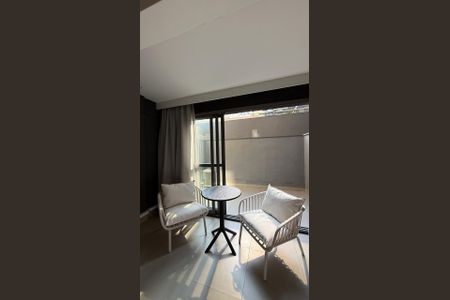 Studio à venda com 33m², 1 quarto e 1 vaga Studio à venda com 33m², 1 quarto e 1 vagaSala / Quarto