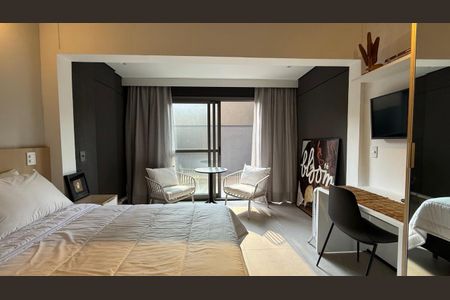 Studio à venda com 33m², 1 quarto e 1 vaga Studio à venda com 33m², 1 quarto e 1 vagaSala / Quarto