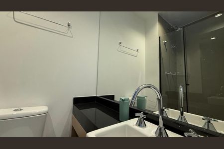 Studio à venda com 33m², 1 quarto e 1 vaga Studio à venda com 33m², 1 quarto e 1 vagaBanheiro