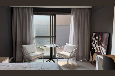 Studio à venda com 33m², 1 quarto e 1 vaga Studio à venda com 33m², 1 quarto e 1 vagaSala / Quarto
