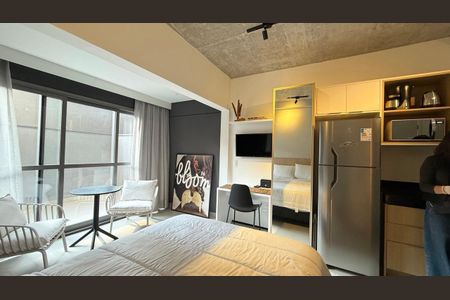 Studio à venda com 33m², 1 quarto e 1 vaga Studio à venda com 33m², 1 quarto e 1 vagaSala / Quarto