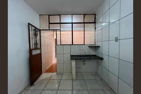 Casa para alugar com 1 quarto, 40m² em Jardim Guanabara, Belo Horizonte