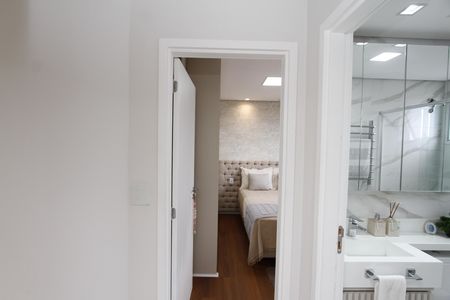 Apartamento à venda com 130m², 4 quartos e 4 vagasCorredor