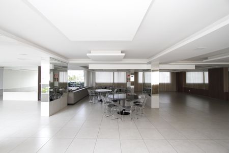 Apartamento à venda com 130m², 4 quartos e 4 vagasÁrea comum - Salão de festas