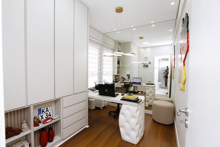 Apartamento à venda com 130m², 4 quartos e 4 vagasQuarto 1