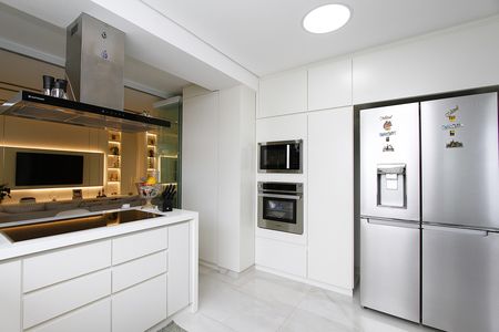 Apartamento à venda com 130m², 4 quartos e 4 vagasCozinha