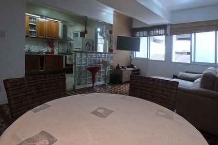 Sala de estar e jantar de apartamento para alugar com 2 quartos, 80m² em Embaré, Santos