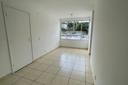 Sala de apartamento para alugar com 2 quartos, 46m² em Mantiquira, Duque de Caxias