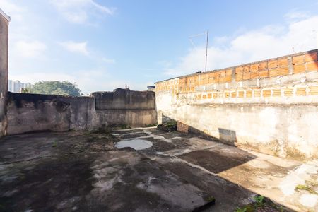 Casa para alugar com 180m², 2 quartos e 2 vagasQuintal