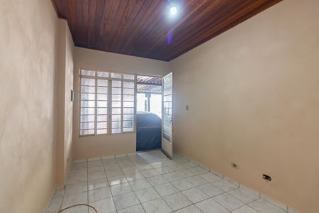 Casa para alugar com 180m², 2 quartos e 2 vagasSala 