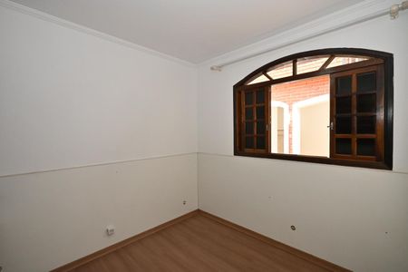 Casa para alugar com 125m², 2 quartos e 2 vagasQuarto 2