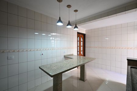 Casa para alugar com 125m², 2 quartos e 2 vagasCozinha