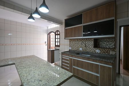 Casa para alugar com 125m², 2 quartos e 2 vagasCozinha