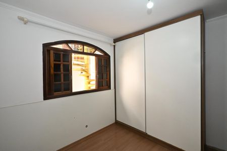 Quarto 2 de casa para alugar com 2 quartos, 125m² em Cidade Intercap, Taboão da Serra