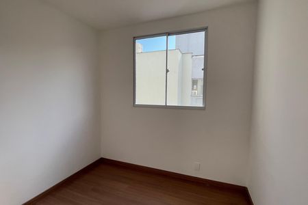 Quarto de apartamento para alugar com 2 quartos, 46m² em Mantiquira, Duque de Caxias