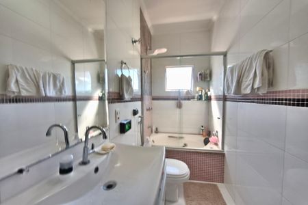 Casa para alugar com 160m², 3 quartos e 2 vagasBanheiro Suíte