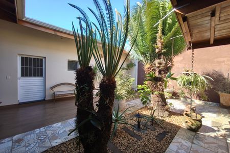 Casa para alugar com 160m², 3 quartos e 2 vagasQuintal - Jardim