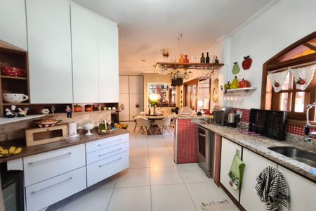 Casa para alugar com 160m², 3 quartos e 2 vagasCozinha