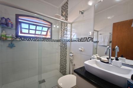 Casa para alugar com 160m², 3 quartos e 2 vagasBanheiro