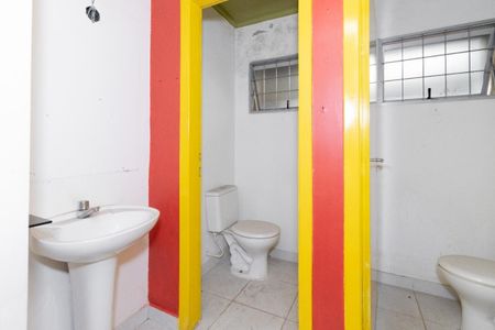 Casa à venda com 337m², 4 quartos e sem vaga