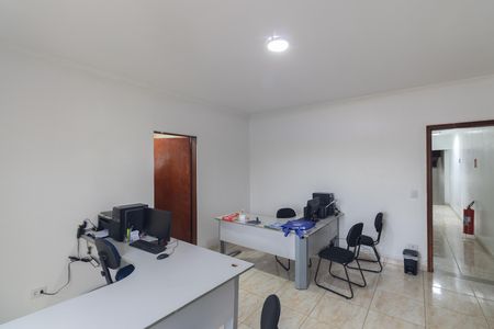 Casa para alugar com 297m², 5 quartos e 2 vagasSuíte 2