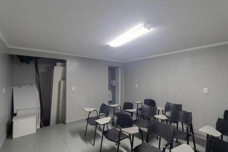 Casa para alugar com 297m², 5 quartos e 2 vagasSala