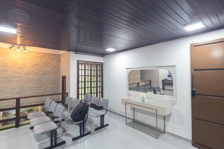 Casa para alugar com 297m², 5 quartos e 2 vagasSala 