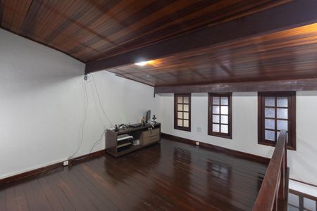 Casa à venda com 5 quartos, 297m² em Recanto Bom Jesus, Guarulhos