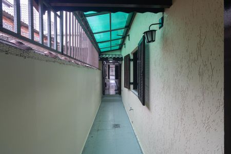 Quintal de casa à venda com 5 quartos, 297m² em Recanto Bom Jesus, Guarulhos