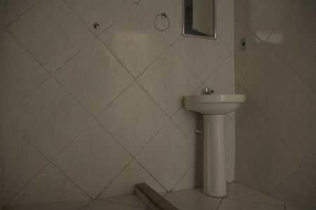 Apartamento para alugar com 65m², 2 quartos e sem vagaBanheiro