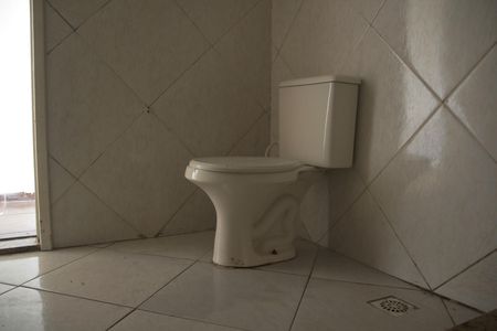 Apartamento para alugar com 65m², 2 quartos e sem vagaBanheiro