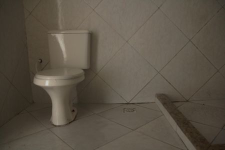 Apartamento para alugar com 65m², 2 quartos e sem vagaBanheiro