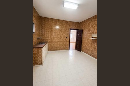 Cozinha de casa para alugar com 7 quartos, 276m² em Madureira, Rio de Janeiro