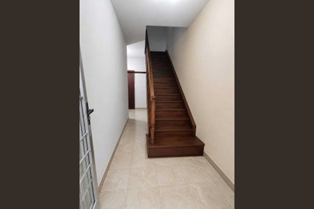 Corredor de casa para alugar com 7 quartos, 276m² em Madureira, Rio de Janeiro