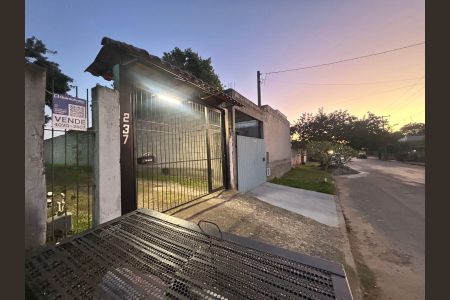 Casa de condomínio à venda com 50m², 2 quartos e 2 vagasFachada