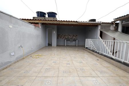 Casa para alugar com 130m², 2 quartos e 2 vagasCobertura